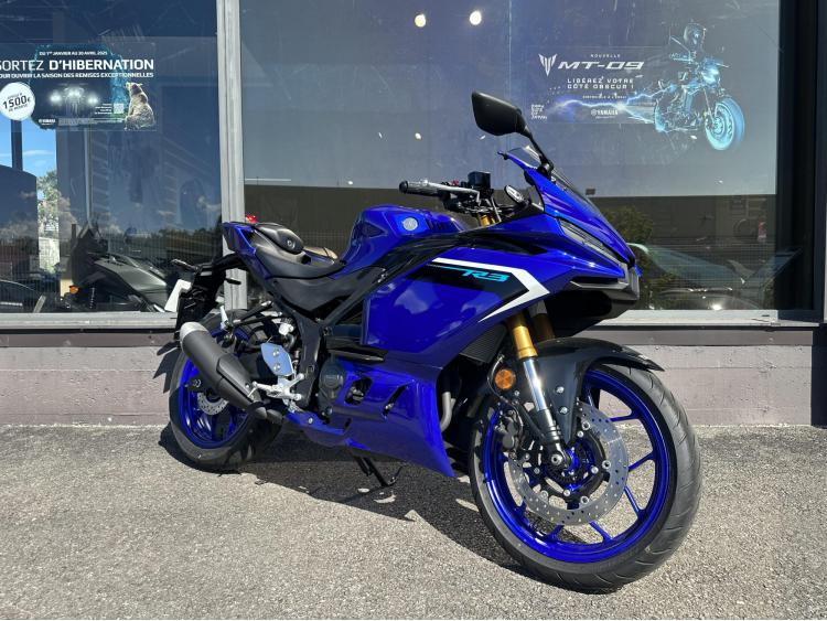 YAMAHA YZF-R3