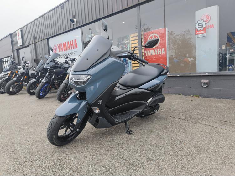 YAMAHA NMAX 125