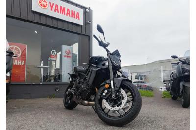 YAMAHA MT-09