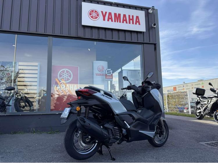 YAMAHA XMAX 125 TECH MAX