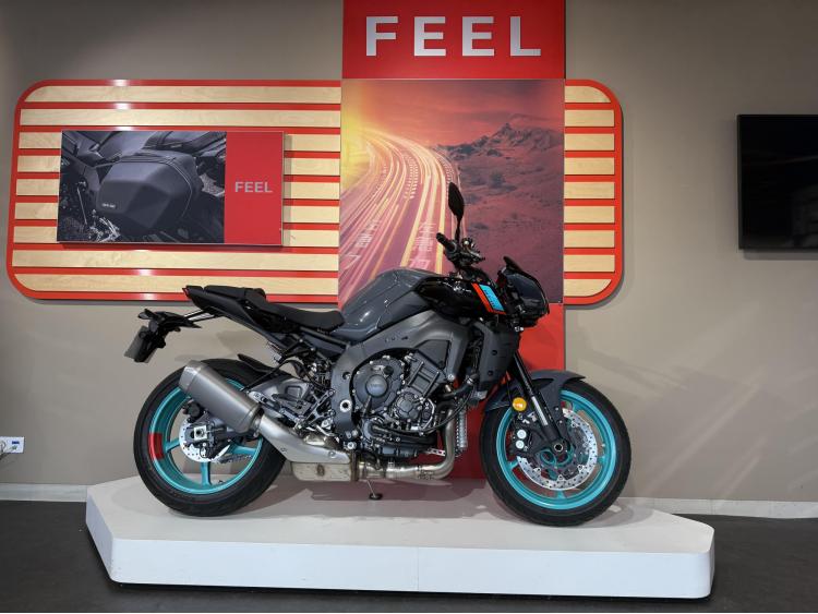 YAMAHA MT-10