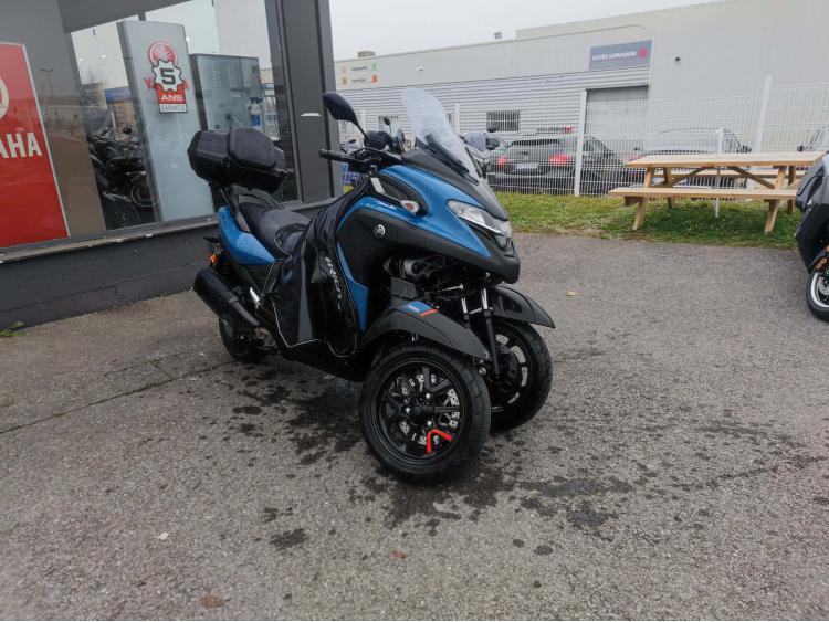 YAMAHA TRICITY 300 touring