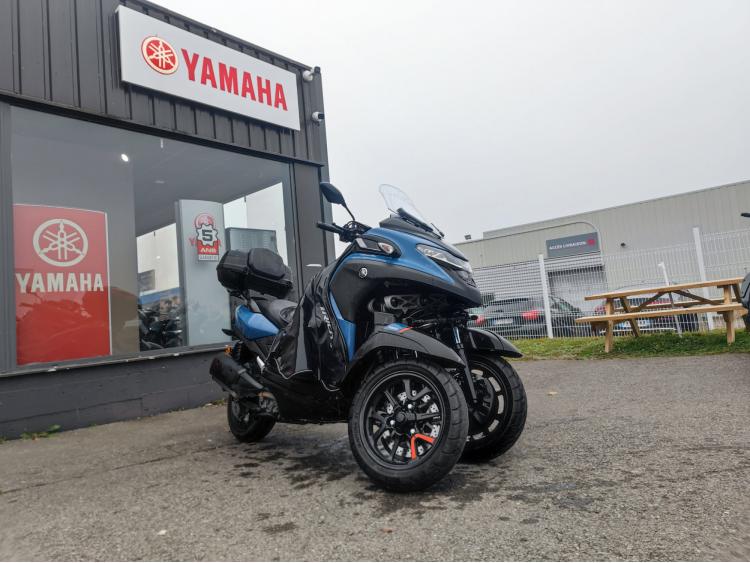 YAMAHA TRICITY 300 touring