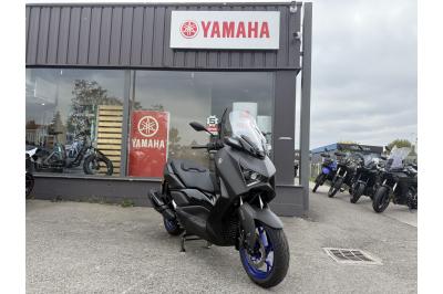 YAMAHA XMAX 300