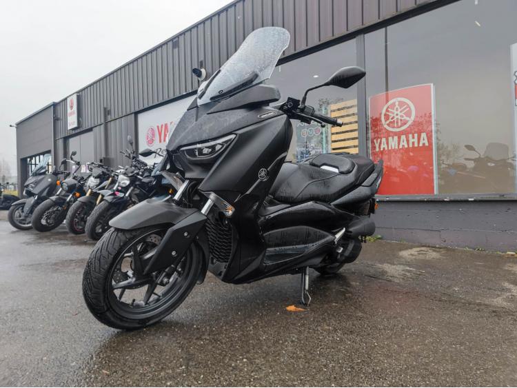 YAMAHA XMAX 125 iron MAX
